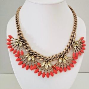 Stella & Dot coral cay necklace